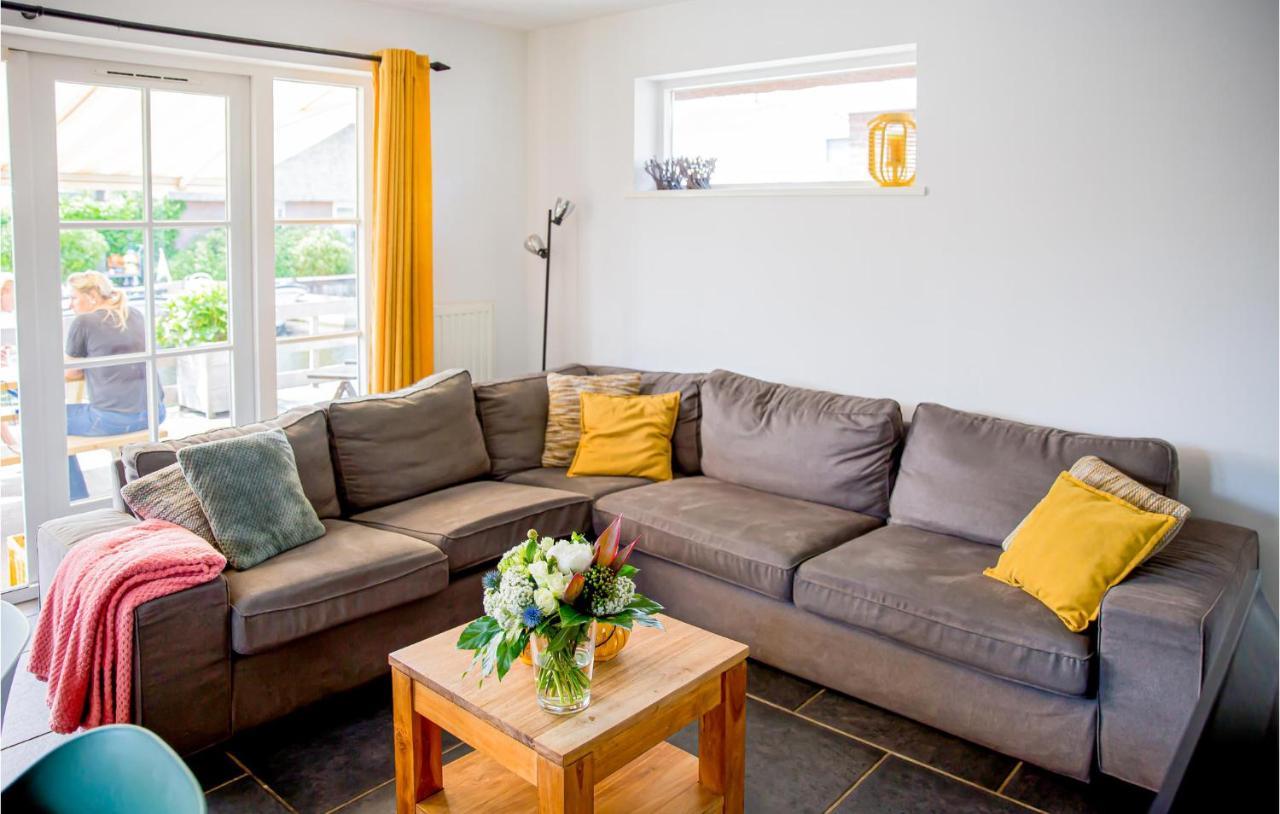 3 Bedroom Stunning Home In Breukelen Exterior photo