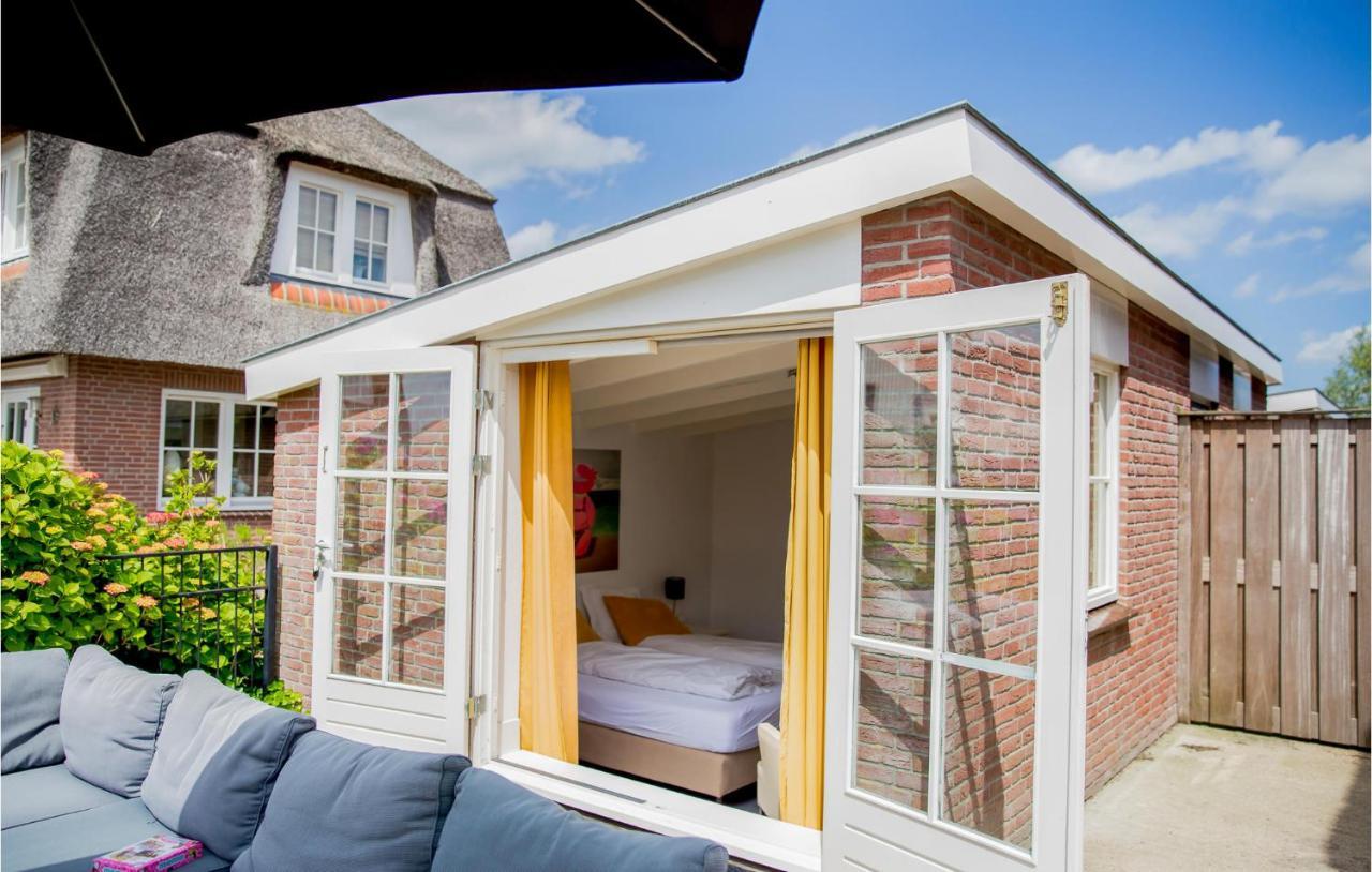 3 Bedroom Stunning Home In Breukelen Exterior photo